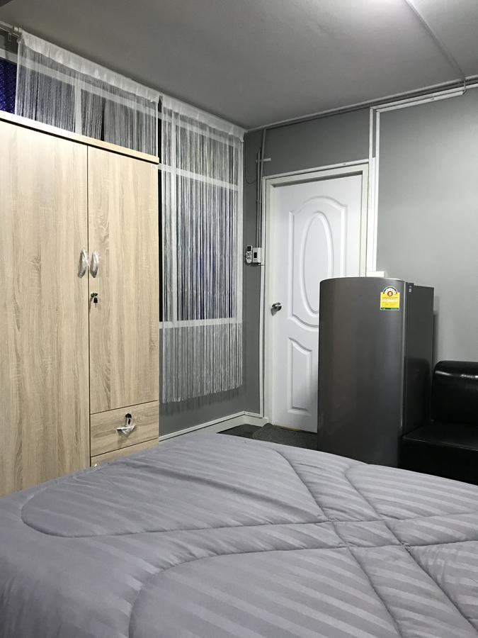 Hostel Add Vipavadee 42