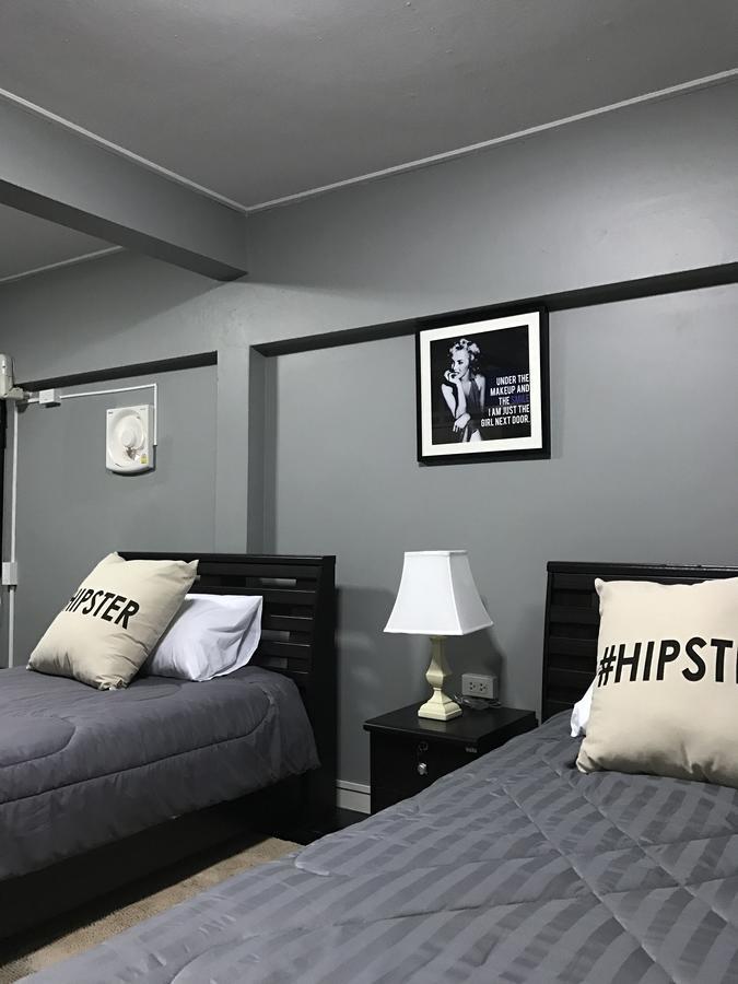 Add Vipavadee 42 Hostel